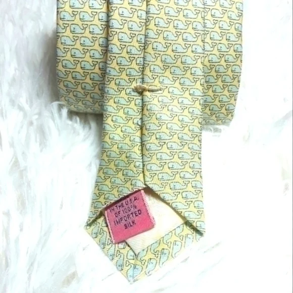 Vineyard Vines Whales Silk Neck Tie